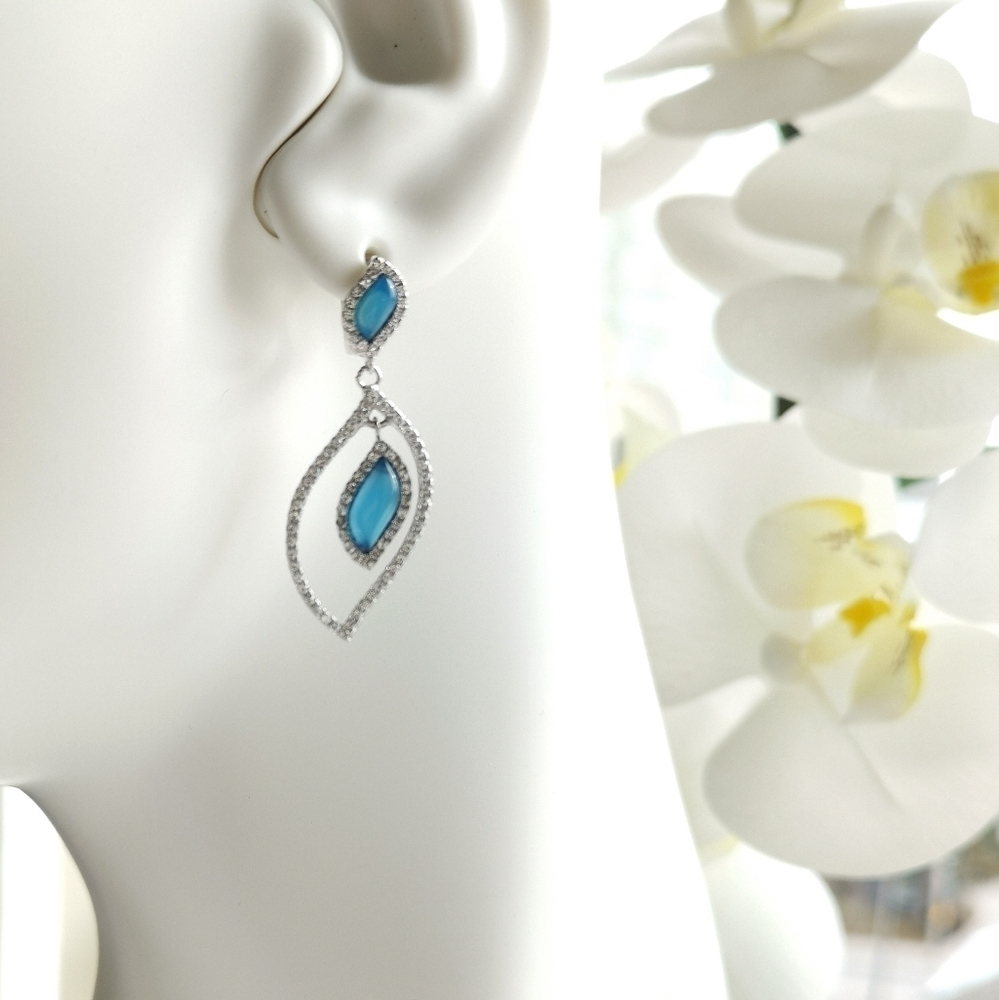 Sterling Silver cz Blue Chalcedony lever back earrings 🆕